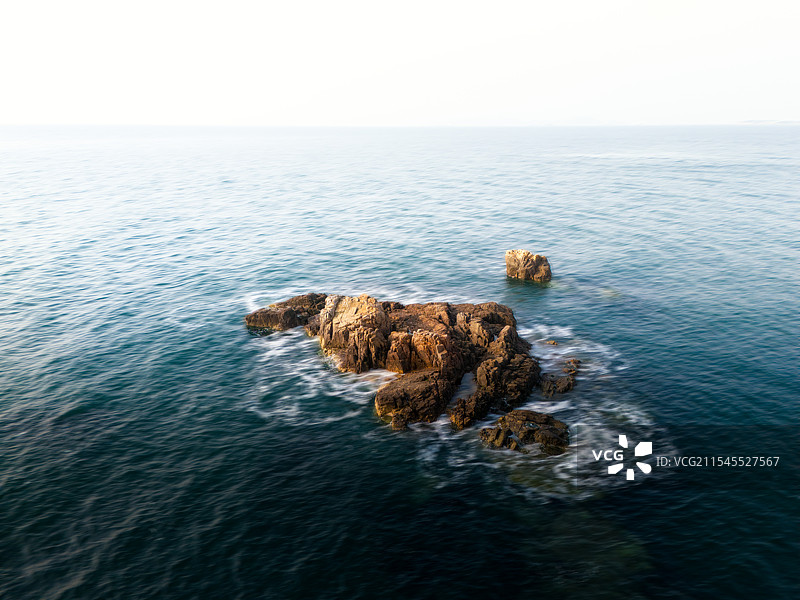 礁石海天一色图片素材