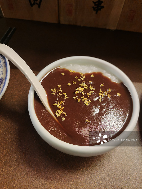 苏州美食小吃 苏式赤豆糊糖粥图片素材