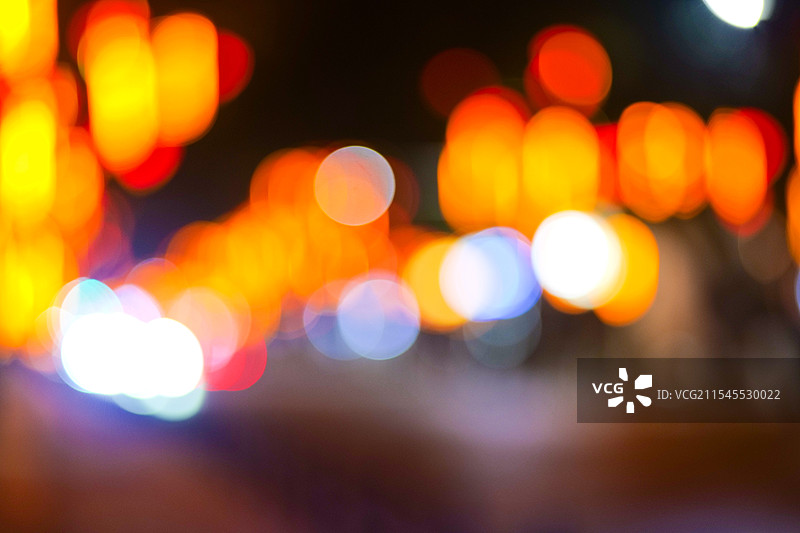 彩色霓虹夜景梦幻虚化光斑图片素材