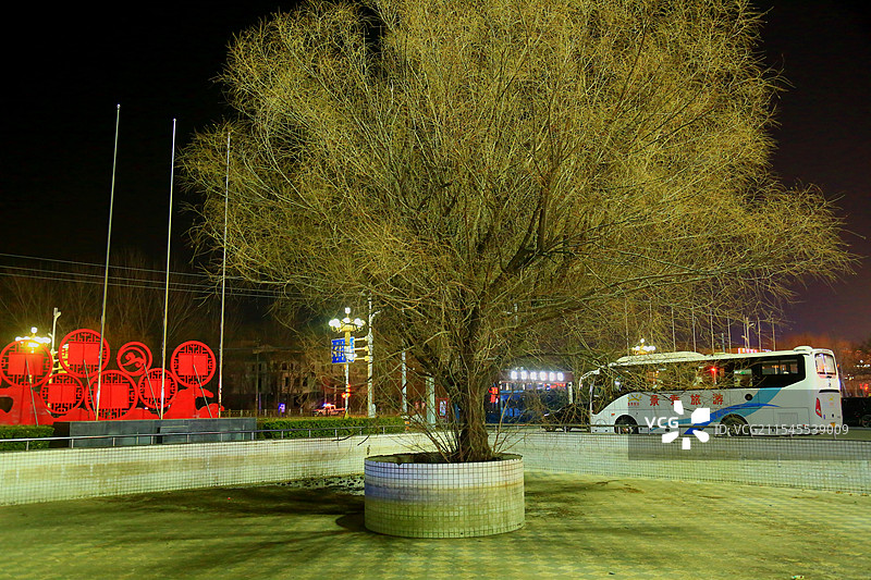 火树银花不夜天，华灯普照福灯艳霓虹闪烁蛇年到，千年大计看雄安雄安新区雄县图片素材