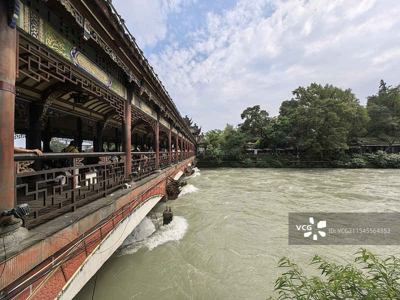 都江堰南桥图片素材