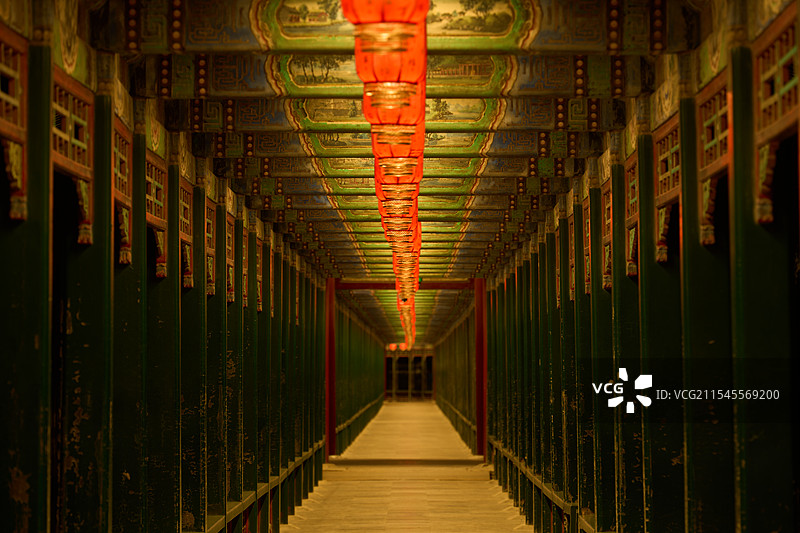 颐和园长廊节日亮灯图片素材