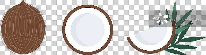 整颗、半颗和切开的椰子与叶子组合图片素材