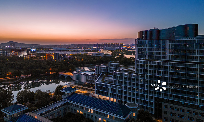 航拍东南大学朝霞晚霞图片素材