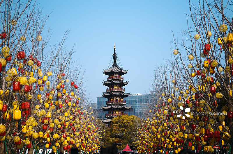 新春龙华寺图片素材