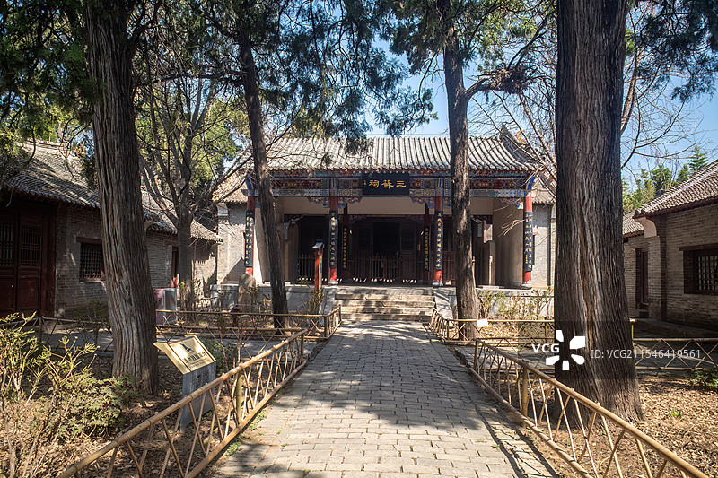 河南省平顶山市郏县小峨眉山下三苏园中苏氏先贤祠景观图片素材