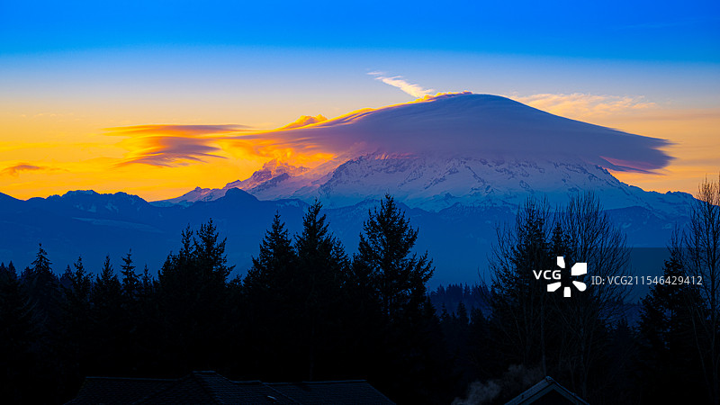 美国雷尼尔雪山1图片素材