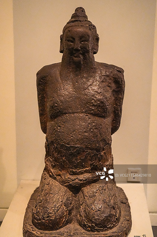 清代 秦桧铁跪像 北京崇文门外精忠庙 国家博物馆图片素材