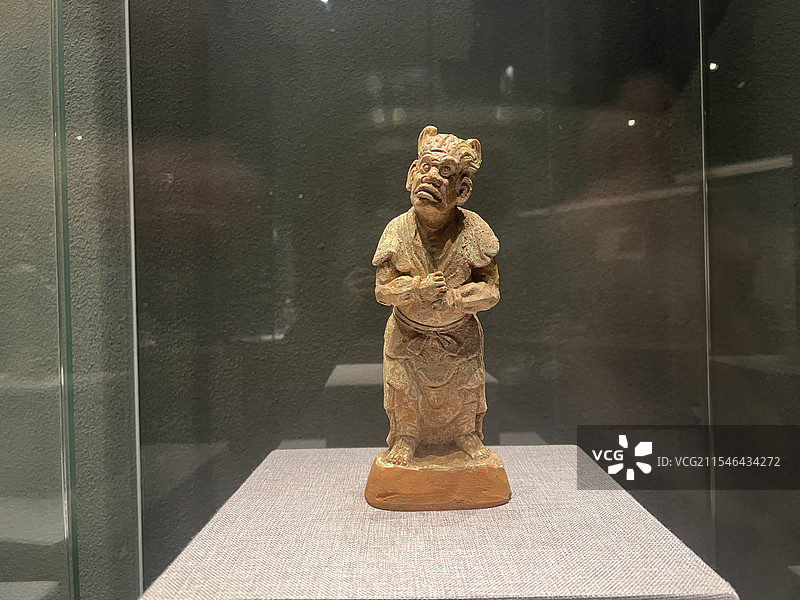 重庆奉节李家坝遗址出土北宋三彩镇墓俑图片素材