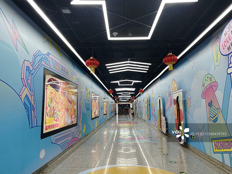 宁波天一广场地铁通道图片素材