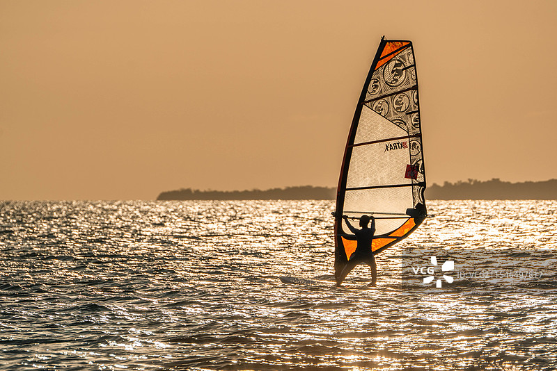桑给巴尔岛的落日图片素材
