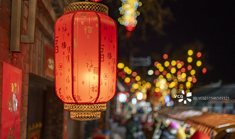 节日街道红灯笼特写图片素材