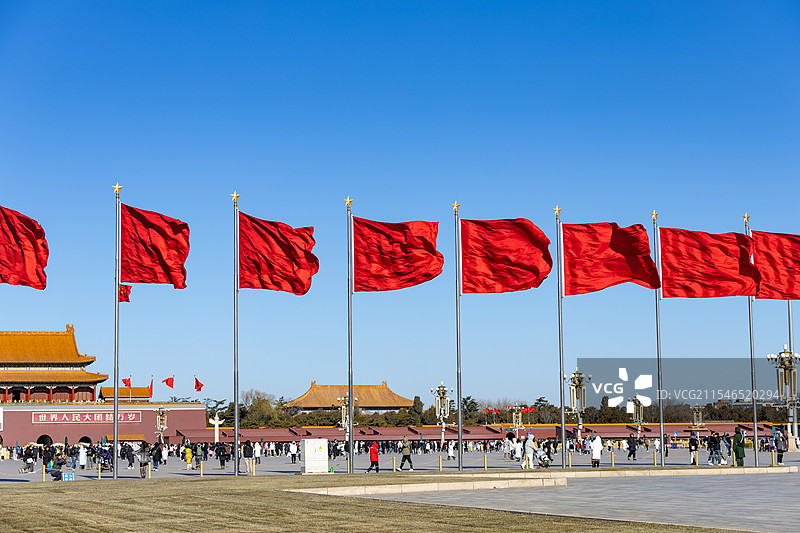 飘扬的红旗图片素材