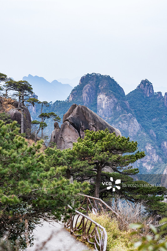 江西上饶三清山玉女开怀图片素材