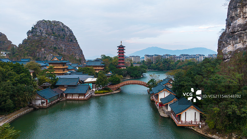 广西桂林风光：木龙湖景区-木龙塔图片素材