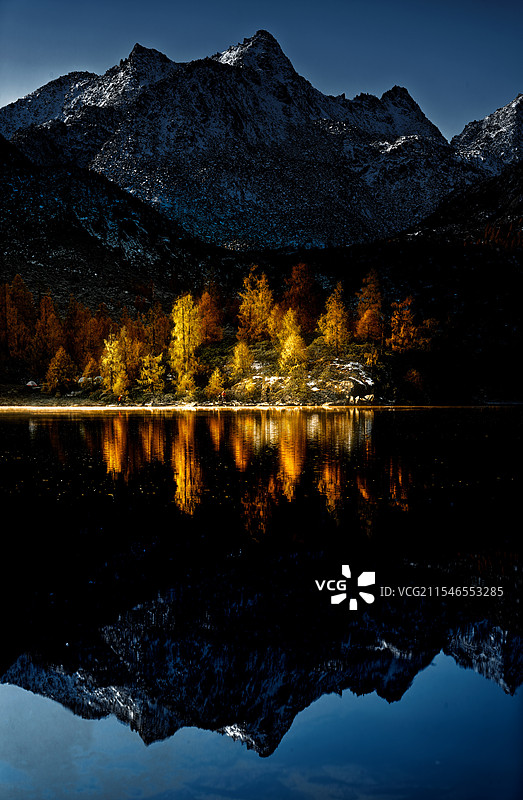 葫芦海秋晨图片素材