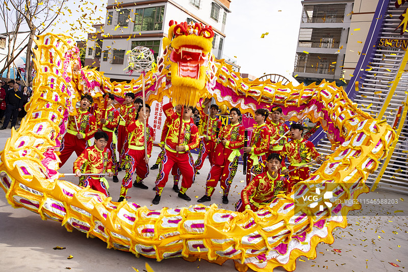 高明正月初三大巡游图片素材