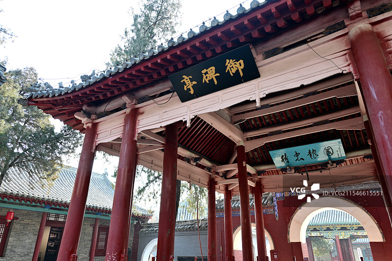 御碑亭，宋岳忠武王庙，岳飞庙，汤阴图片素材