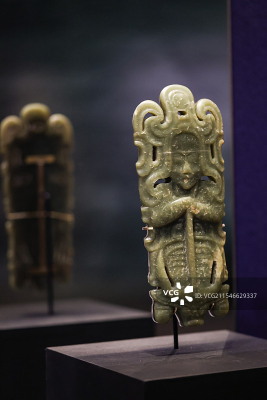故宫博物院文明先锋凌家滩文化玉器展玉祖神像新石器时代红山文化图片素材