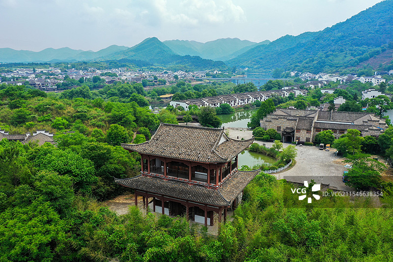万象阁+安徽省宣城市泾县桃花潭风景区图片素材