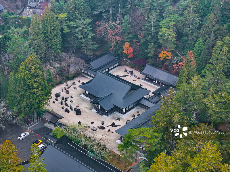 日本和歌山高野山国立公园坛上伽蓝建筑风光航拍图片素材