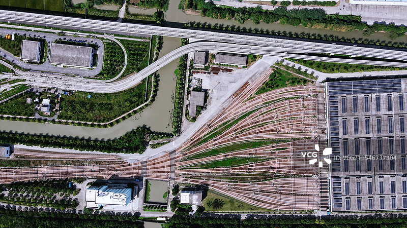 铁路机车基地图片素材