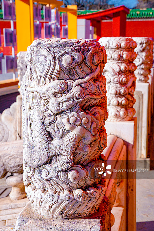 清代蟠龙望柱图片素材