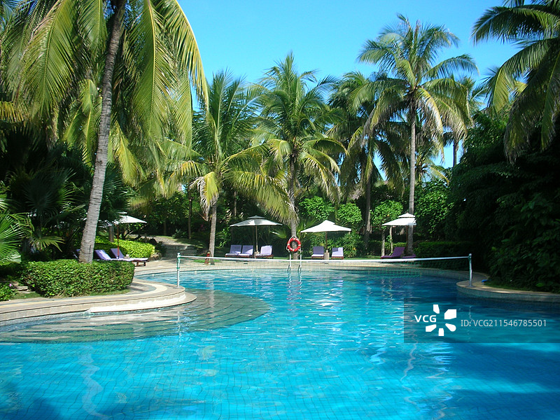 热带度假村泳池风光图片素材