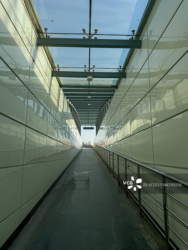 对称的过道图片素材