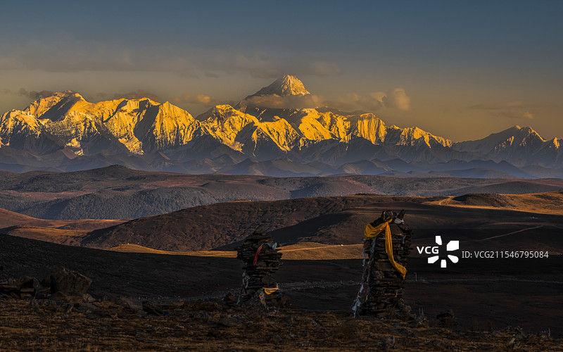 贡嘎雪山图片素材