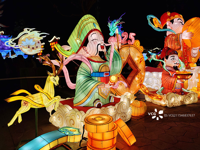 武汉花博汇 恭喜发财 财神爷 非遗花灯 新春灯会 新年节日气氛 夜景图片素材
