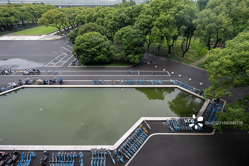宁波大学标志性建筑物视角图片素材