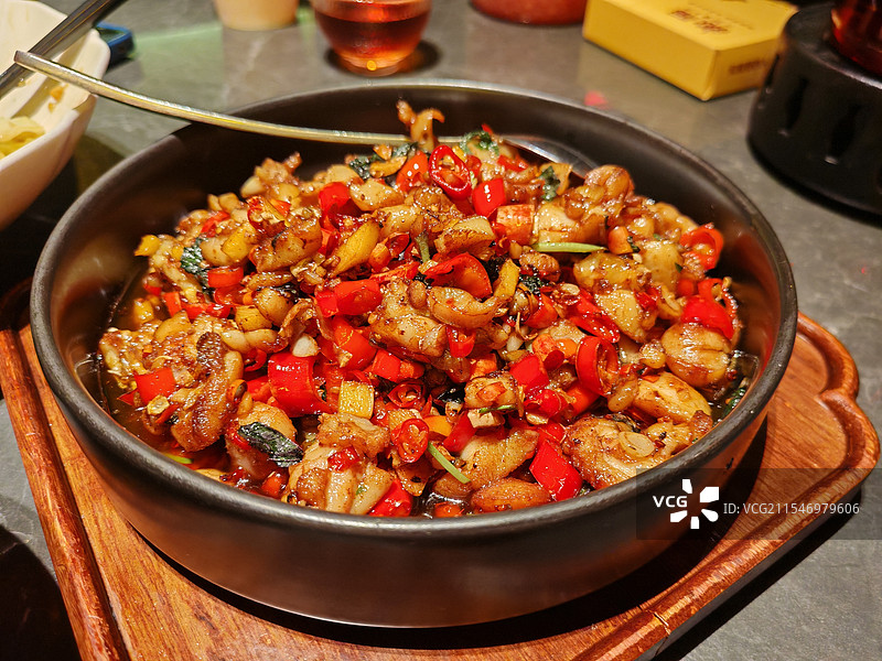 紫苏炒牛蛙图片素材