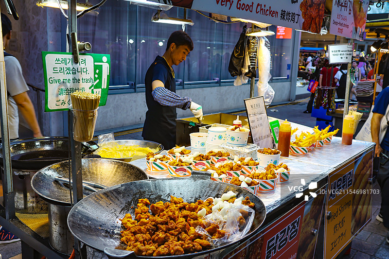 韩国首尔，明洞图片素材