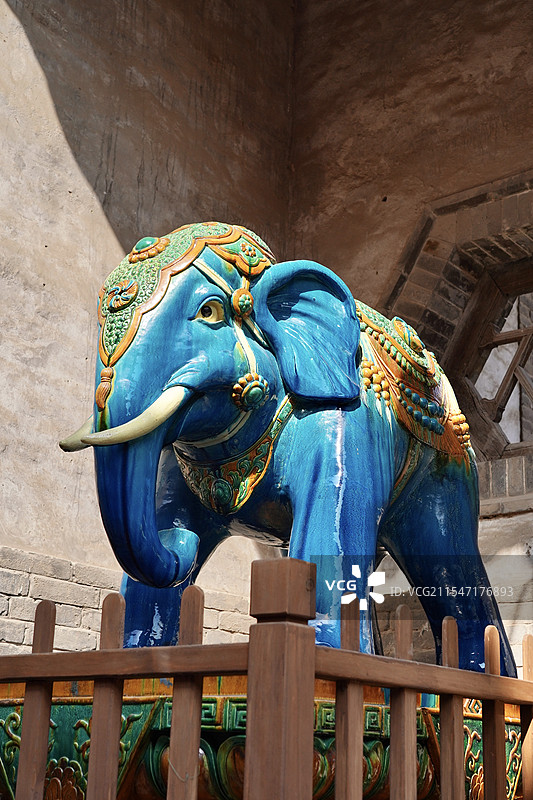 山西晋中市介休张壁古堡琉璃大象图片素材