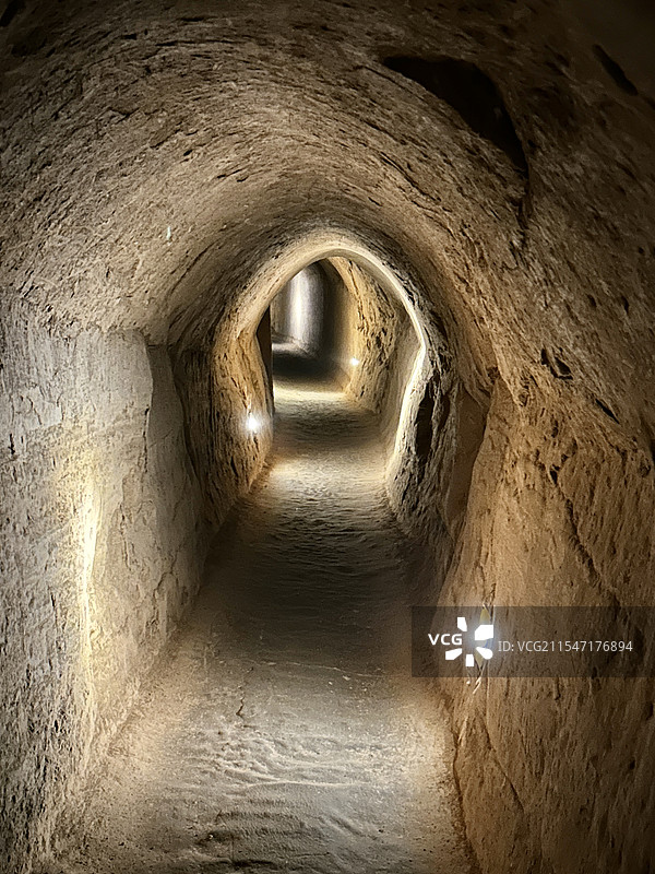 山西晋中市介休张壁古堡地道图片素材