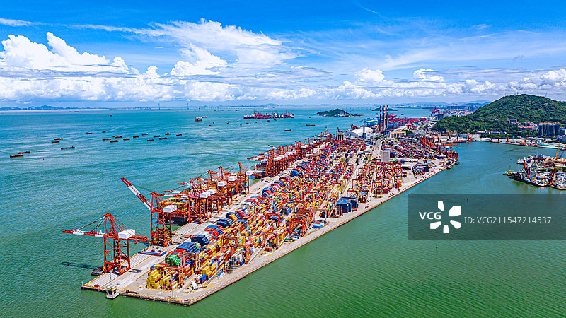 南山蛇口赤湾集装箱码头航拍图片素材