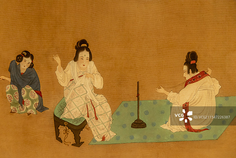 广东省珠海博物馆“陕西唐代文物精华展”：张萱《捣练图》（宋徽宗摹本，现藏美国波士顿美术馆）图片素材