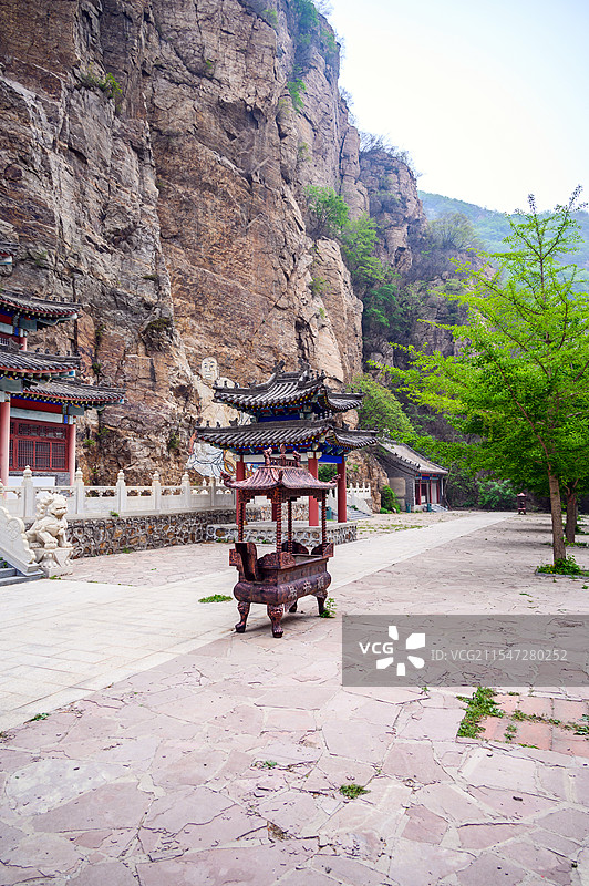 北京春天平谷天云山旅游风景区寺庙图片素材