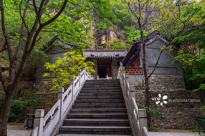 北京春天平谷天云山旅游风景区寺庙图片素材