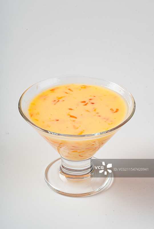 碗里的杨枝甘露图片素材