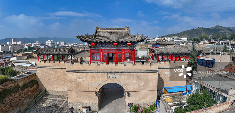 青海省西宁市湟源县丹葛尔古城航拍图片素材