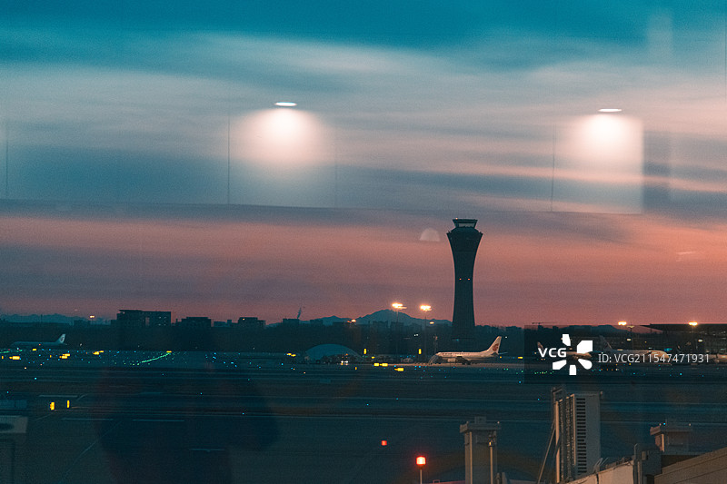 机场清晨图片素材
