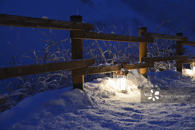 寒冷灯光图片素材