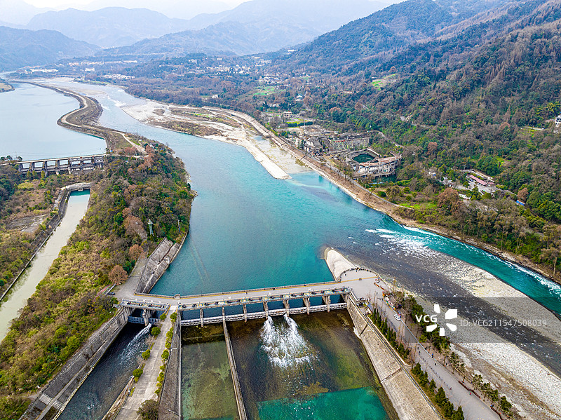 四川省成都市都江堰市都江堰景区航拍视角图片素材