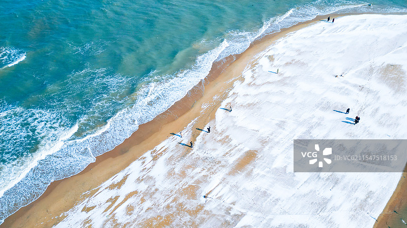 雪后海边沙滩图片素材