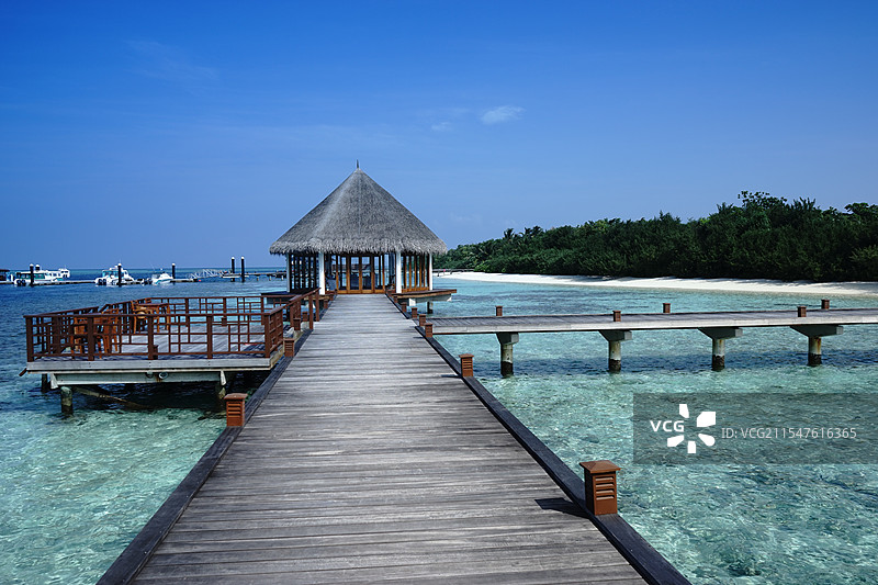 马尔代夫栈道及水屋图片素材