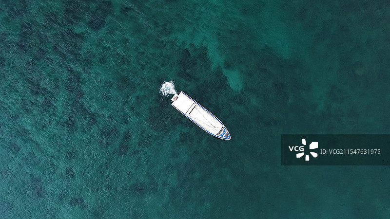 海南分界洲岛的清澈海水图片素材