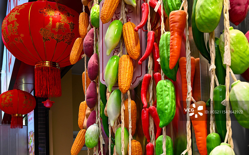 湖北恩施市土家女儿城千盏花灯过新年图片素材