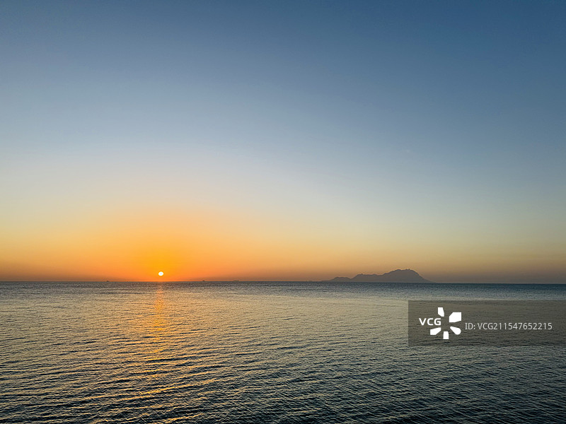 海上日出 青岛 黄岛 灵山岛 朝阳 希望图片素材